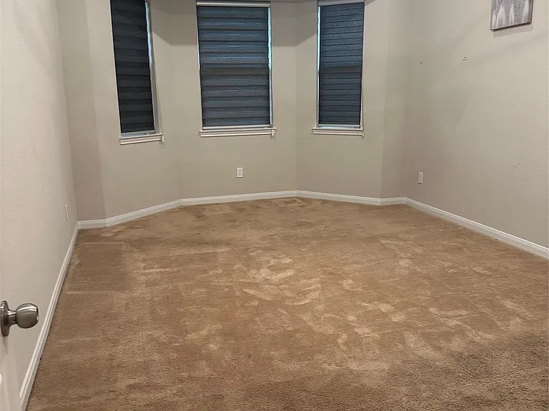 1617 Darwin Cedar Dr — Photo 36