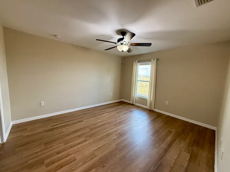 7033 Waldo Cir — Photo 10
