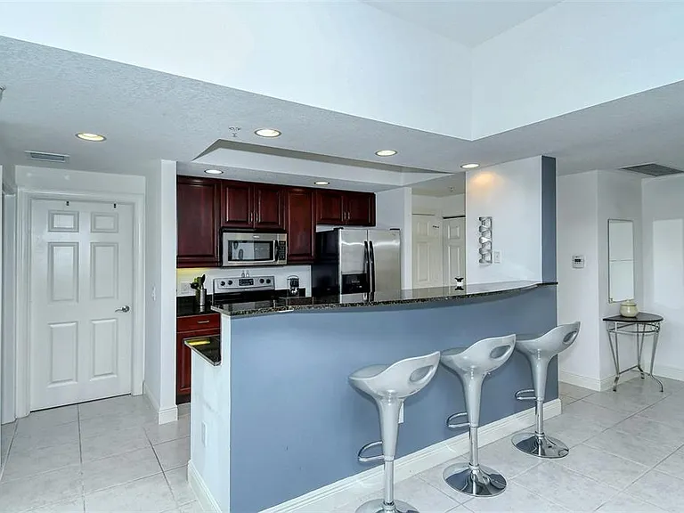 800 N Tamiami Trl #203 — Photo 16
