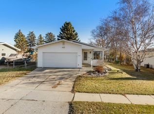 2130 8th St NW, Minot, ND 58703