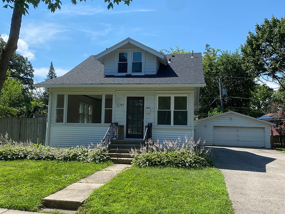 1st image of 207 N Lakeshore Dr