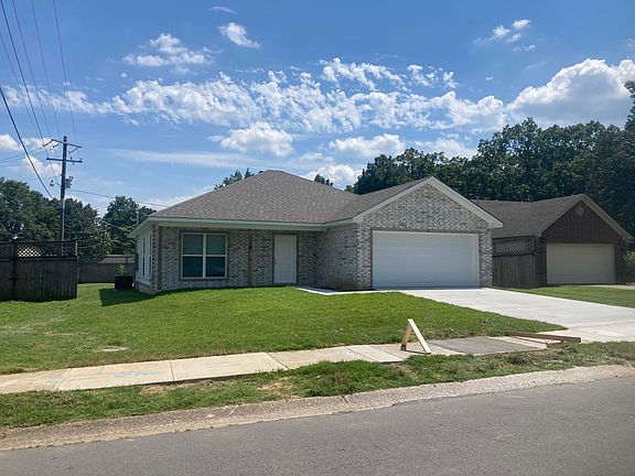 2nd image of 128 Kelso Rd