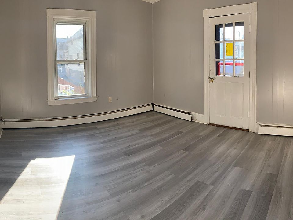 21 Wheelock St B, Manchester, NH 03102 Zillow