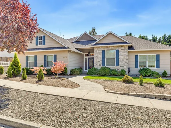 4126 Hemlock Dr, Medford, OR 97504