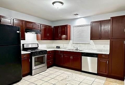 3rd image of 10531 Ashville Dr #B
