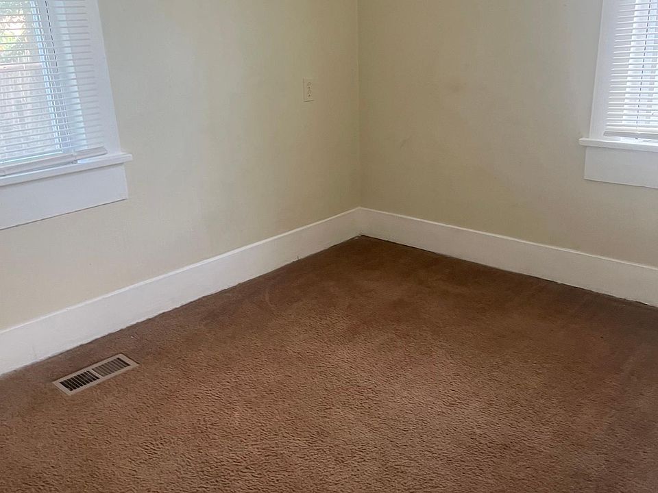 1st image of 424 E 7th Ave