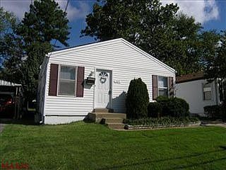 5th image of 157 Deane Ct
