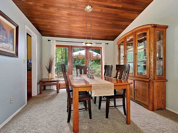 4th image of 11805 SE 48th St