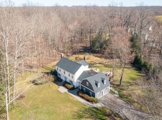 25 White Deer Ln, Morristown, NJ 07960