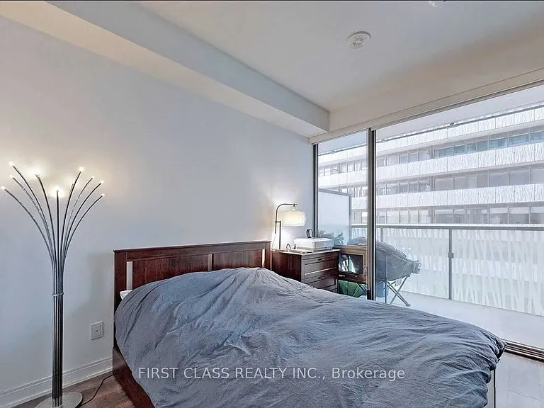 50 Charles St E #508 — Photo 7