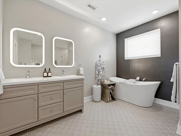 101 E Phil Ellena St — Photo 18