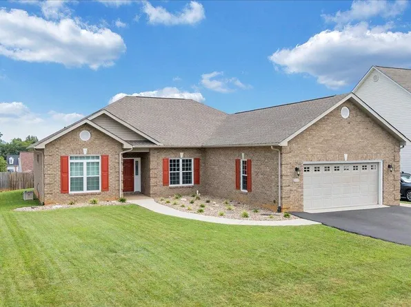 1380 Crutchfield St, Roanoke, VA 24019