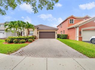 4227 Sabal Ridge Cir, Weston, FL 33331