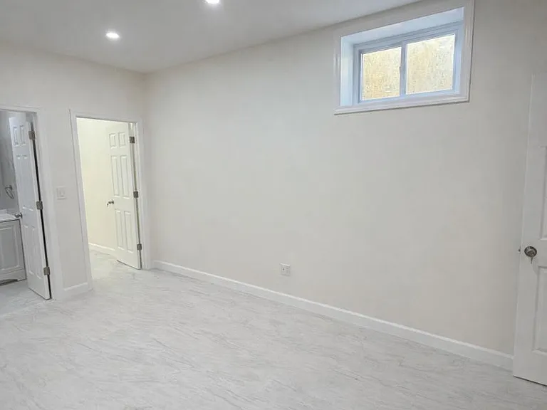 430 Wellington Rd #1 — Photo 3
