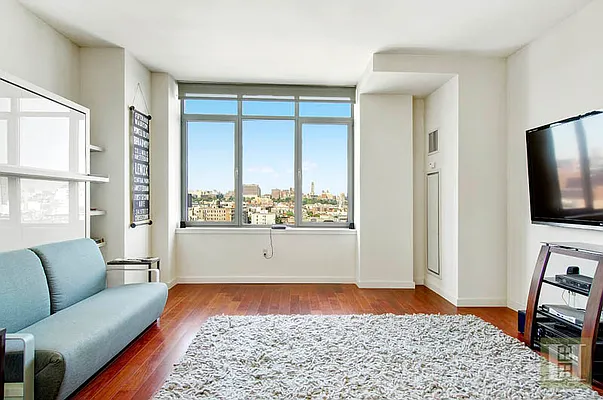 Rented by Halstead Real Estate | media 19