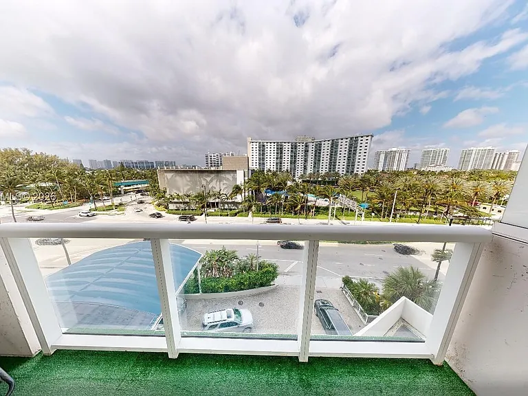 19201 Collins Ave #432 — Photo 26