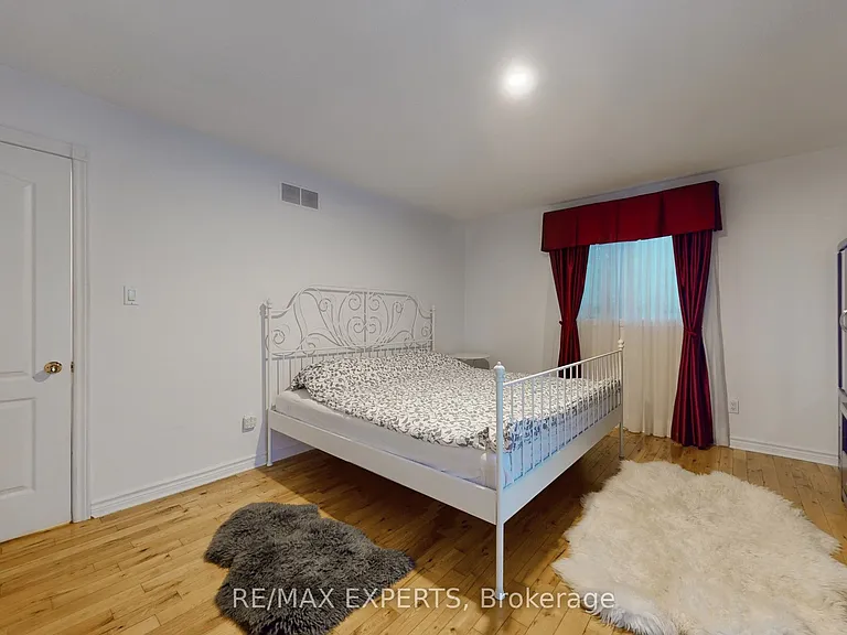 3180 Fleming Blvd — Photo 18