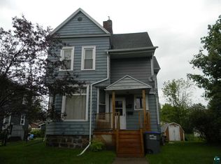 33 4th St, Proctor, MN 55810