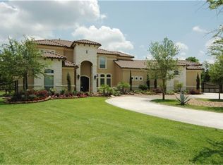 305 Del Monte Dr, Friendswood, TX 77546