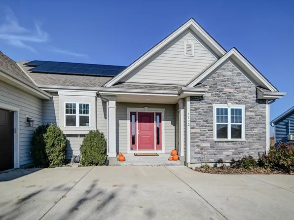 5192 Buttonbush Dr, Fitchburg, WI 53711