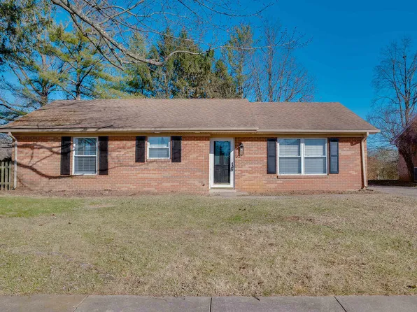 661 Squires Rd, Lexington, KY 40515