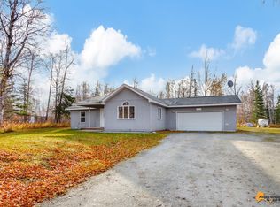7030 E Wolf Lake Dr, Wasilla, AK 99654
