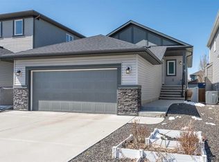 6 E Drake Landing Grv, Okotoks, AB T1S0P6