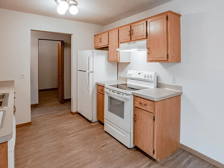 River Ridge Apartments — Photo 7