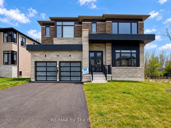 46 Rosanne Cir, Wasaga Beach, ON L9Z 0N3