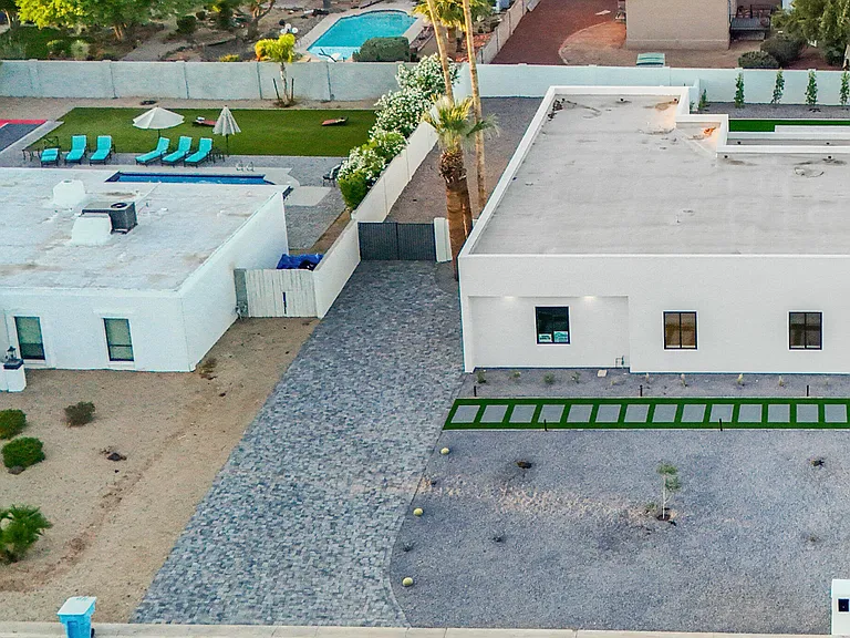 5540 E Dahlia Dr — Photo 78