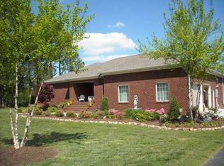 5729 Aura Dr, Virginia Beach, VA 23457