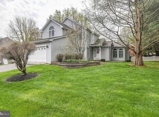 2 Battle Dr, Newark, DE 19702