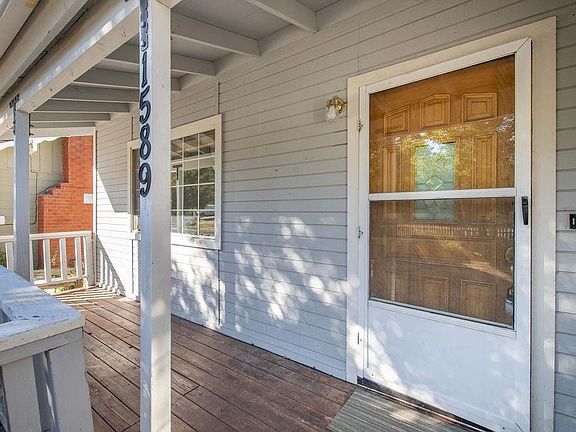 4th image of 1589 Malabar Way
