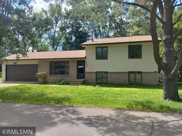 930 3rd Ave NW, Pine City, MN 55063