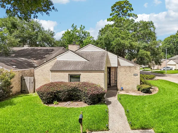 17231 Meadow Butte Dr, Houston, TX 77090