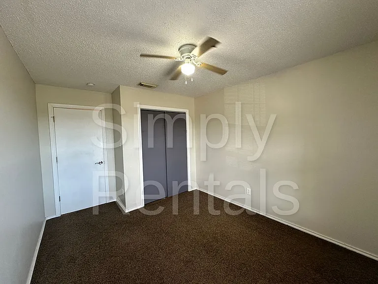 479 Mills Way — Photo 11