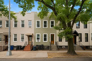 10 Saint John's Road