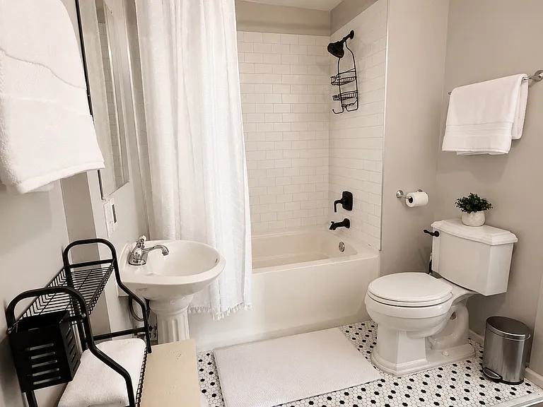 308 S Castle St — Photo 7