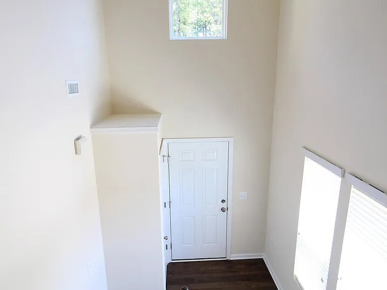1212 Nightshade Dr — Photo 10