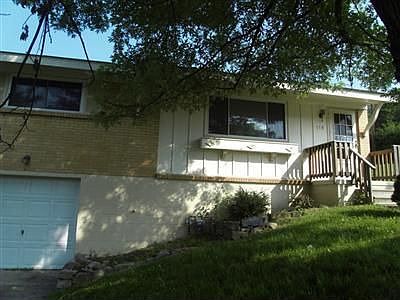1st image of 110 Brookwood Dr