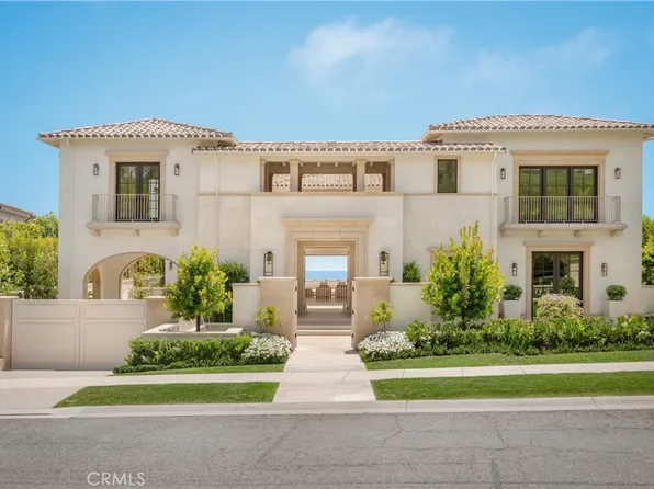 18 Swimmers Point, Newport Beach, CA 92657