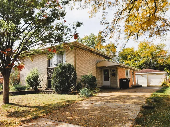 16456 George Dr, Oak Forest, IL 60452