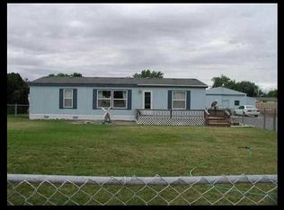 104 Lucas Rd, Burbank, WA 99323