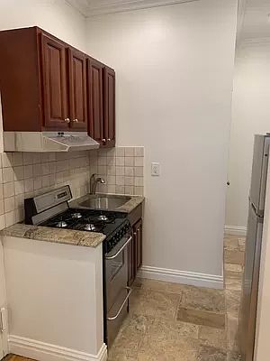 5th image of 157 E 99th St #B3