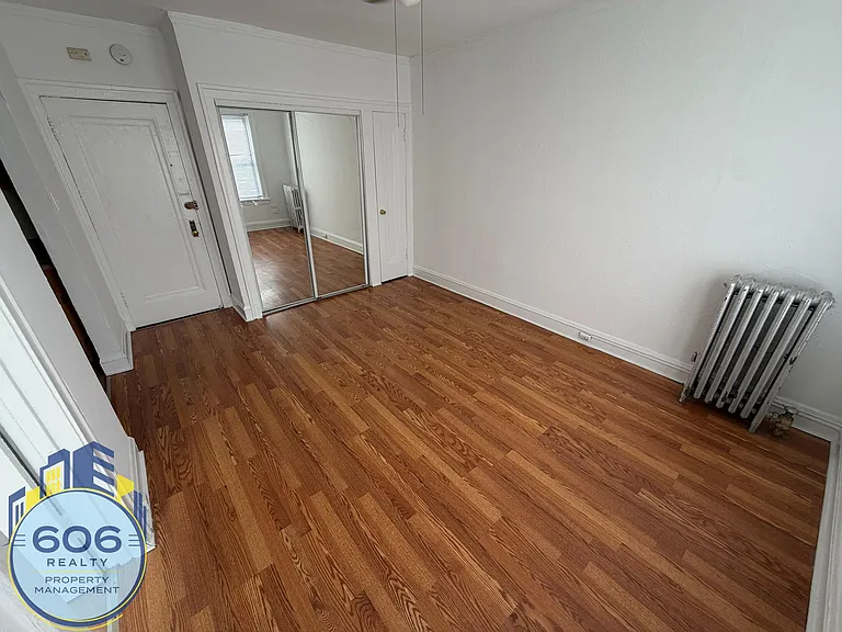 Sheri-Lunt Beachside Apts — Photo 11