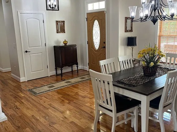 602 Cozy Hill Ct, Westminster, SC 29693