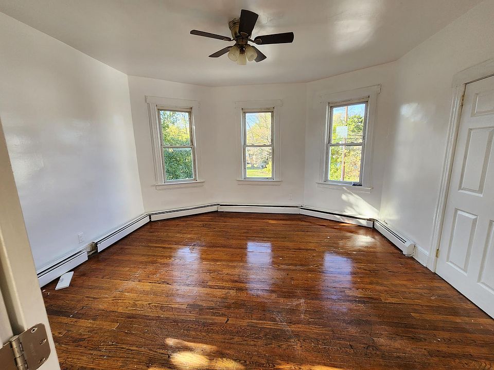 1st image of 304 Homestead Ave #B