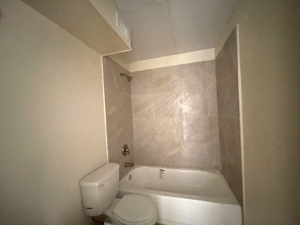 1st image of 630 S Missouri Ave #22