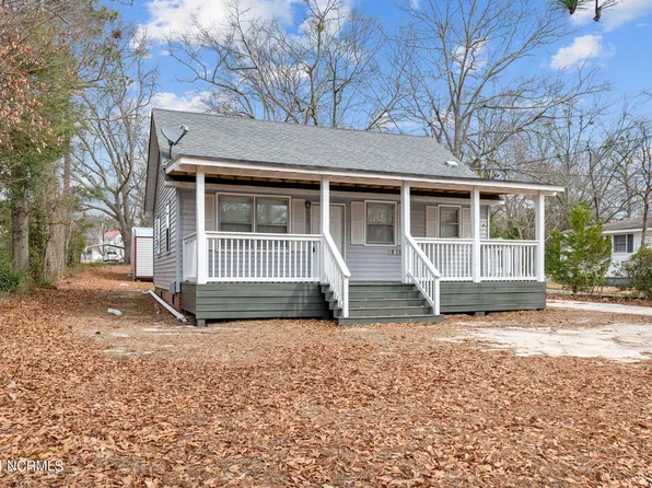 620 Oak Avenue, Hamlet, NC 28345