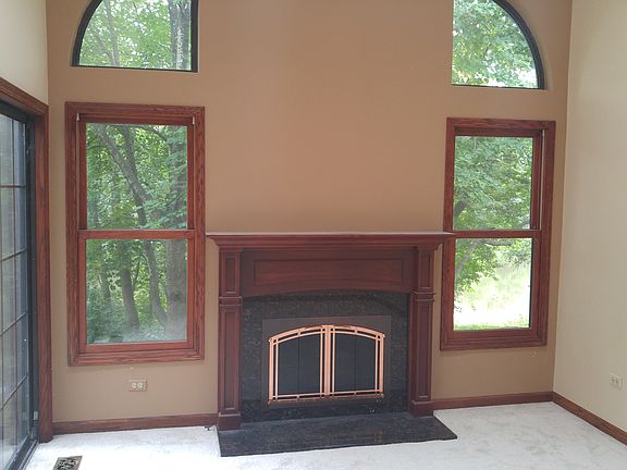4th image of 995 N Auburn Woods Dr